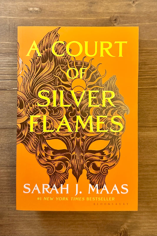 A Court of Silver Flames (A Court of Thorns and Roses #4) by Sarah J. Maas - Paperback