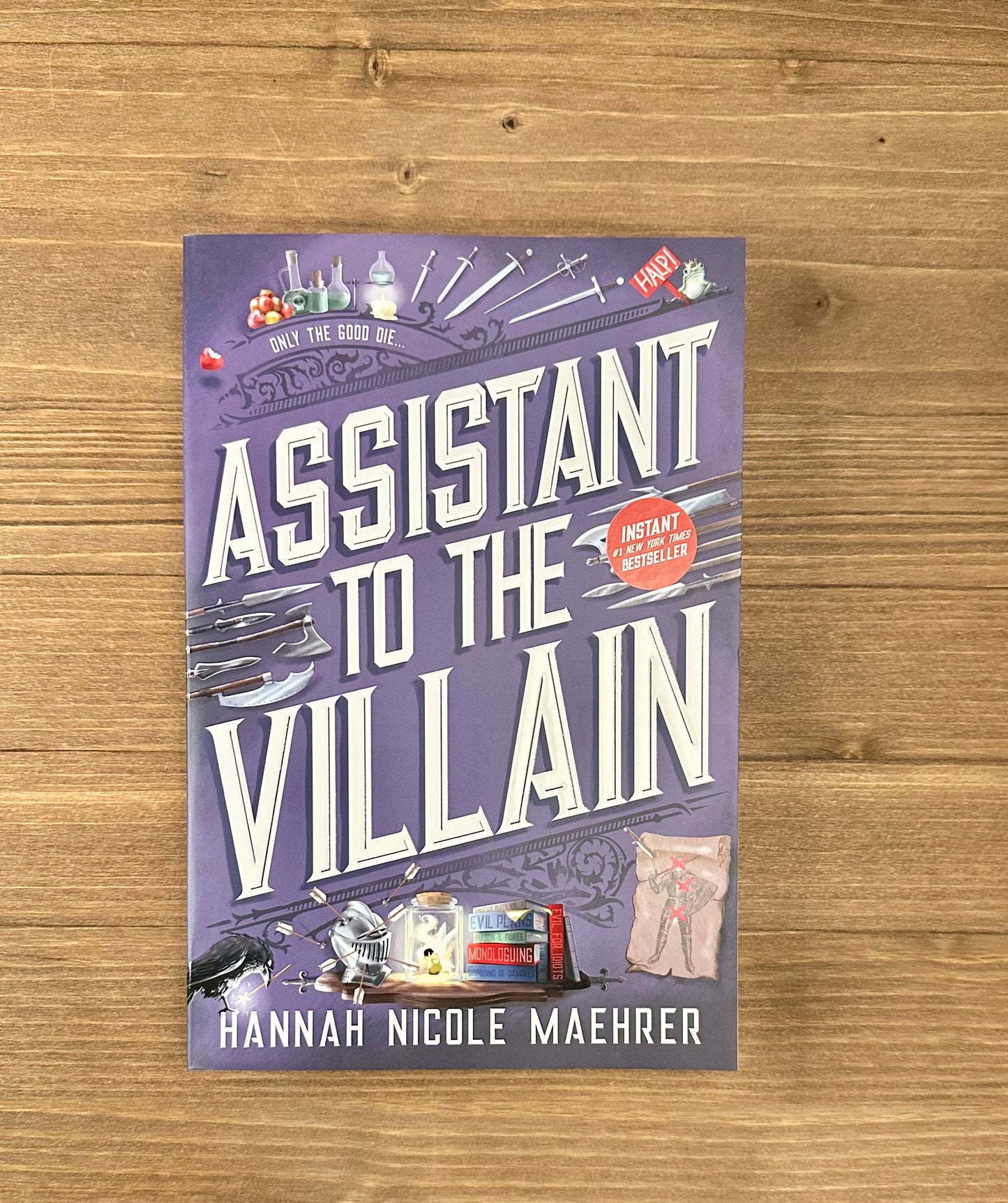 Assistant to The Villain by Hannah Maehrer - Paperback